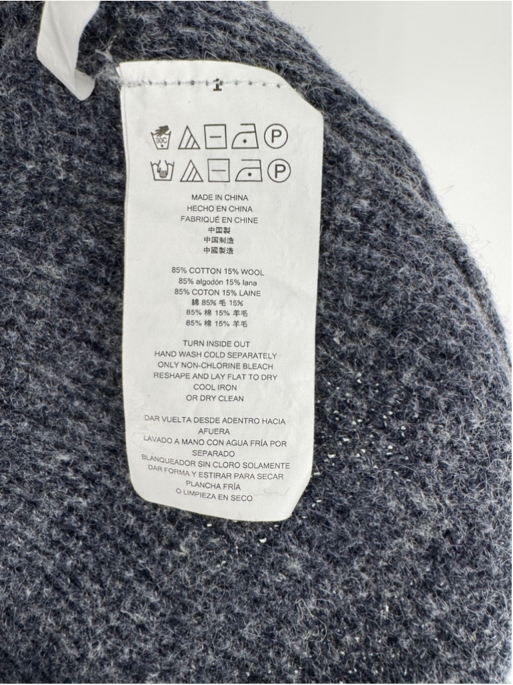 Michael Kors Men’s Gray Crewneck Sweater Large - Picture 8 of 9